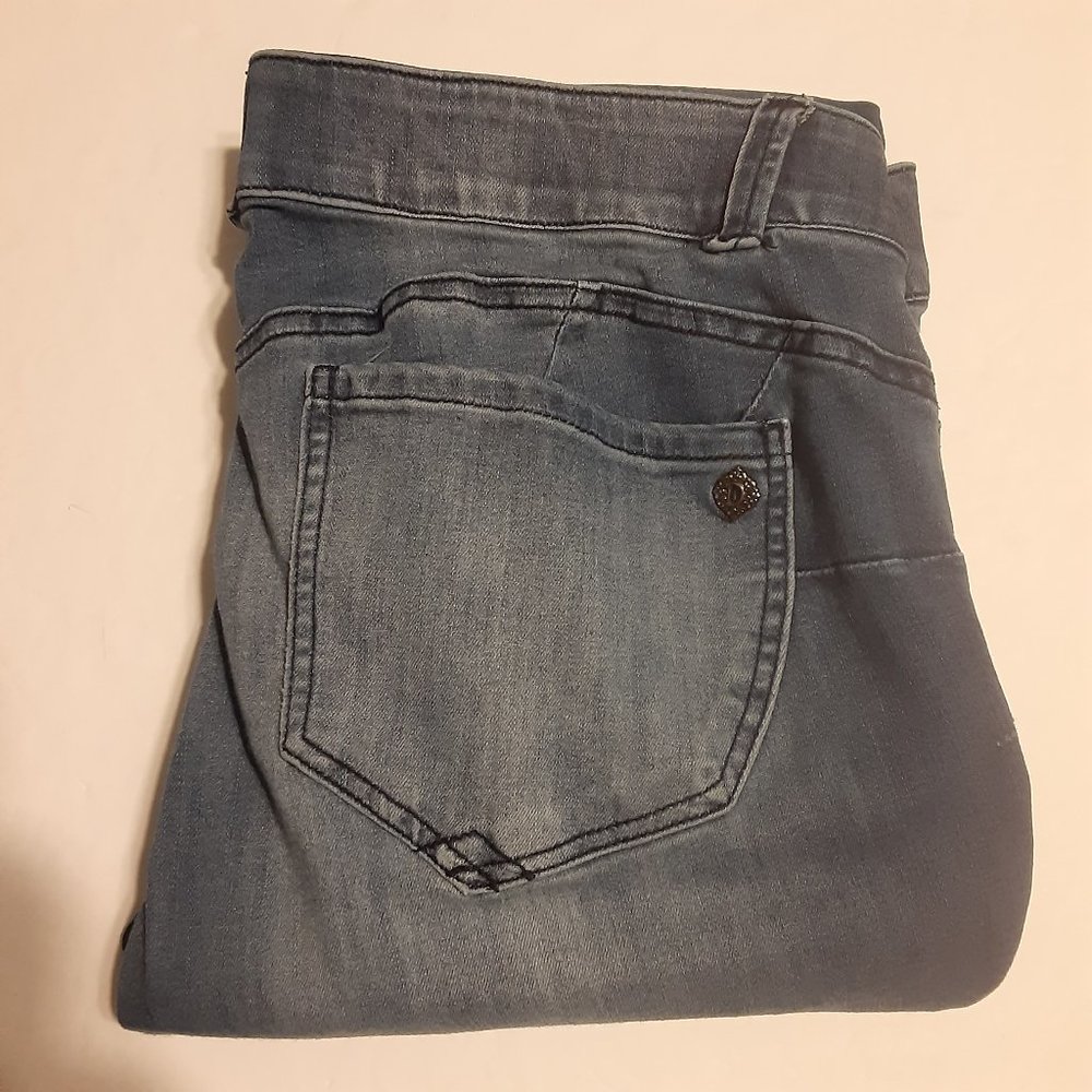 Democracy "Ab"solution Booty Lift Mid Rise Destruction Detail Jeggings Size 14